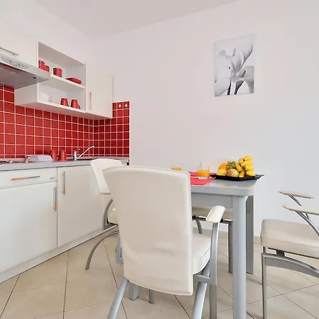 Nautilus Apartamento Pula